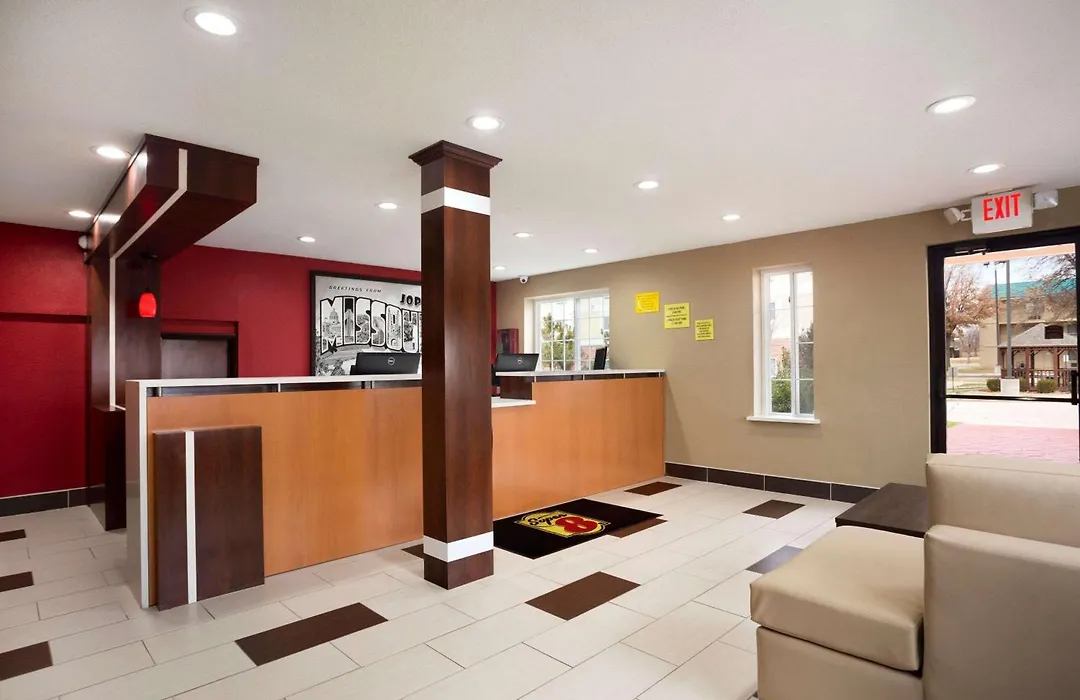 Super 8 By Wyndham Joplin-1