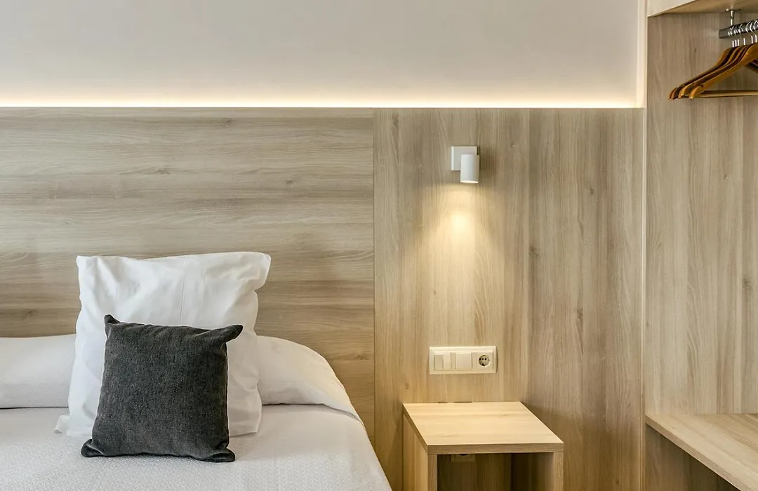 Hotel Emporium - Adults Only-1