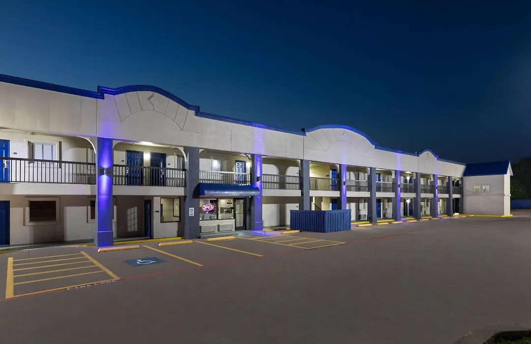 Days Inn By Wyndham Temple-1
