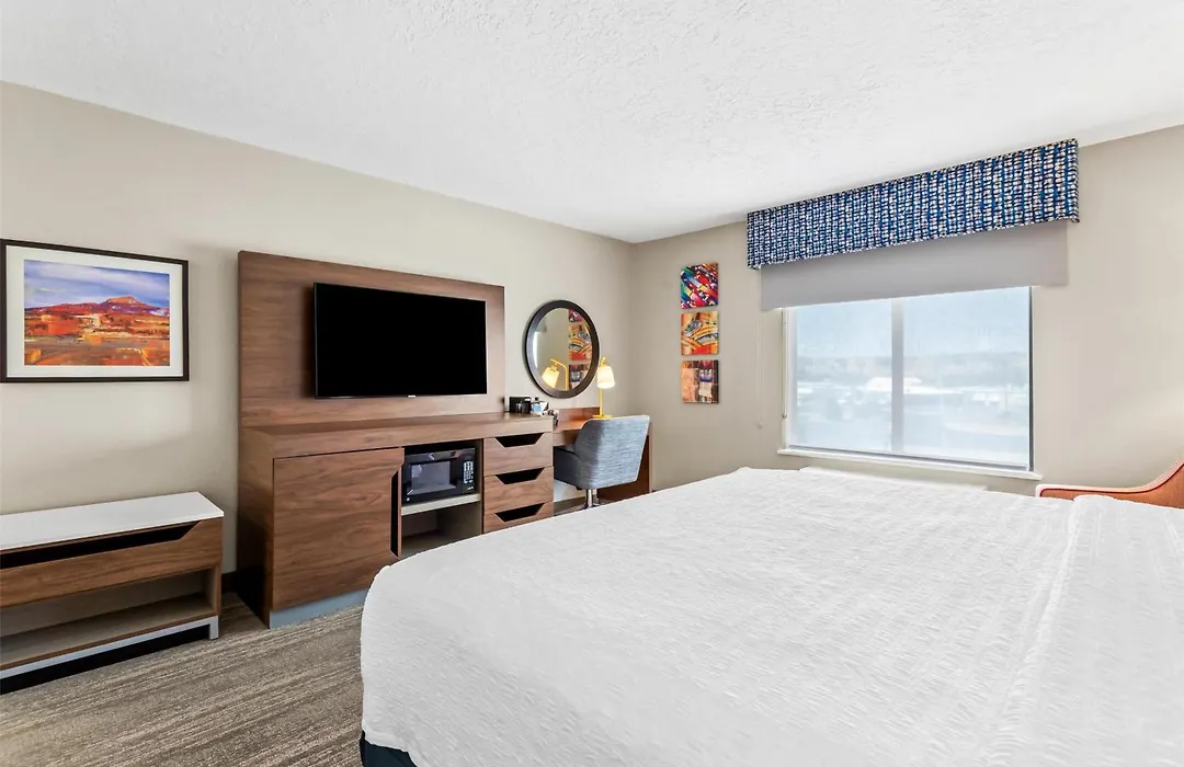 Hampton Inn & Suites Farmington-1