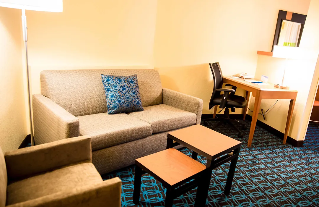 Fairfield Inn & Suites Fredericksburg-1
