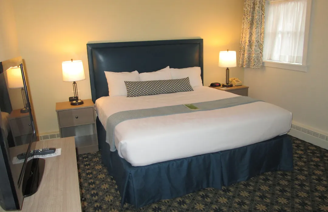 Middlebury Inn-1