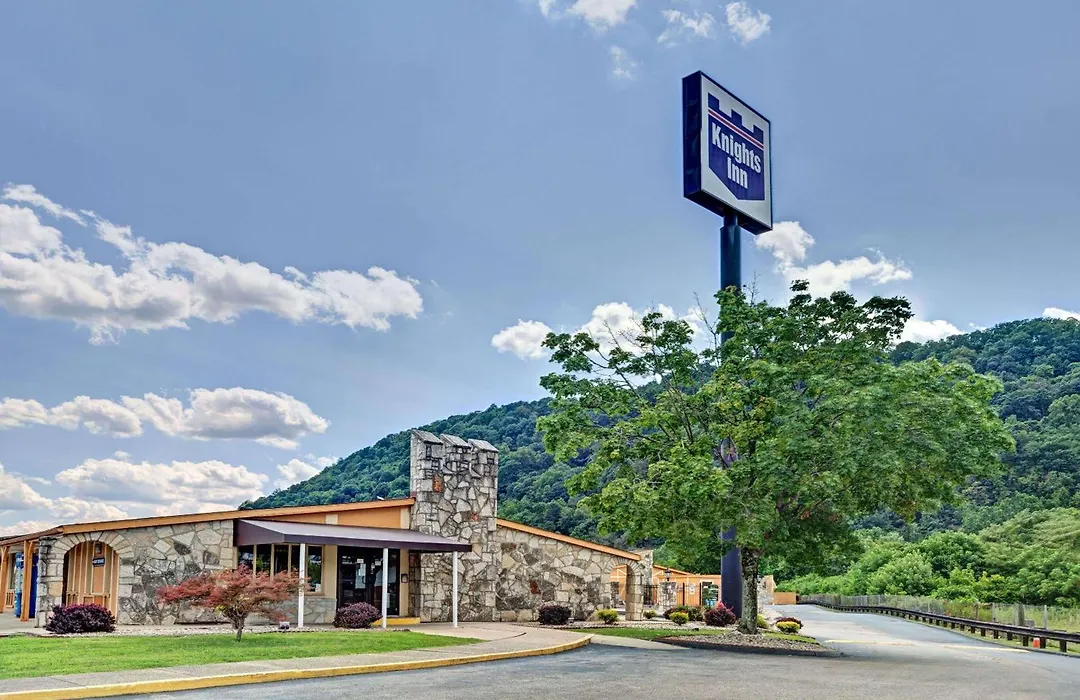 Knights Inn Charleston West Virginia-1