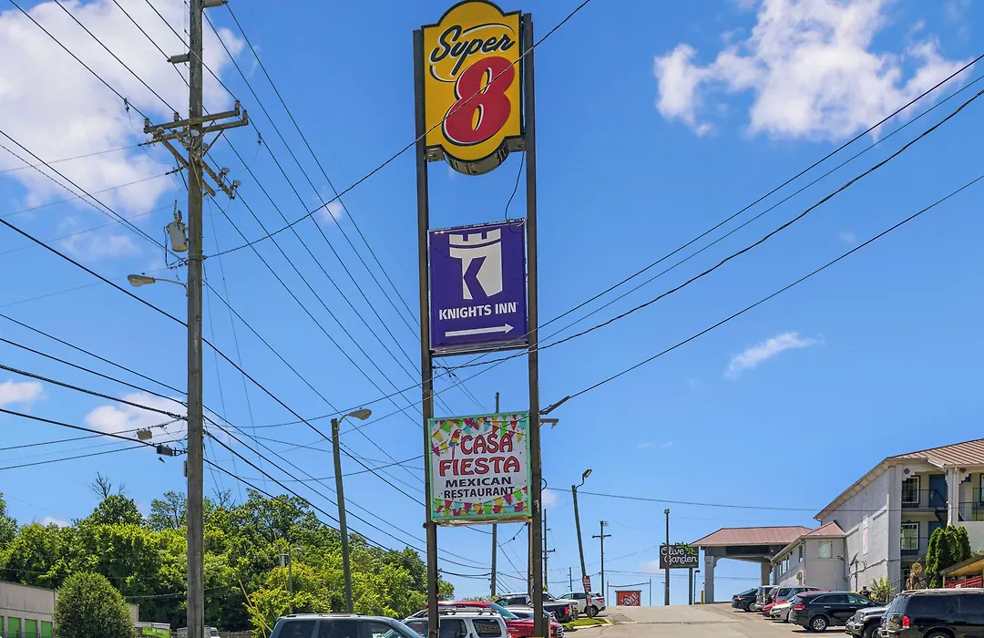 Knights Inn Antioch-1