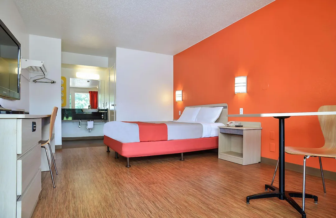 Motel 6-Saint Joseph, Mo-1