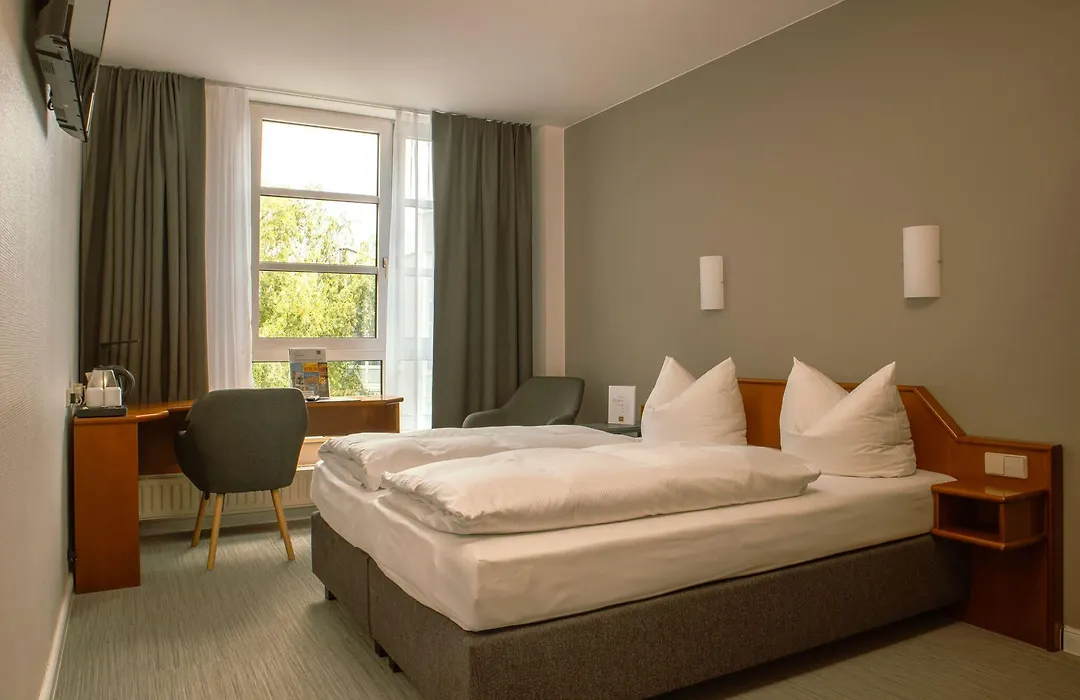 Senscity Hotel Berlin Spandau-1