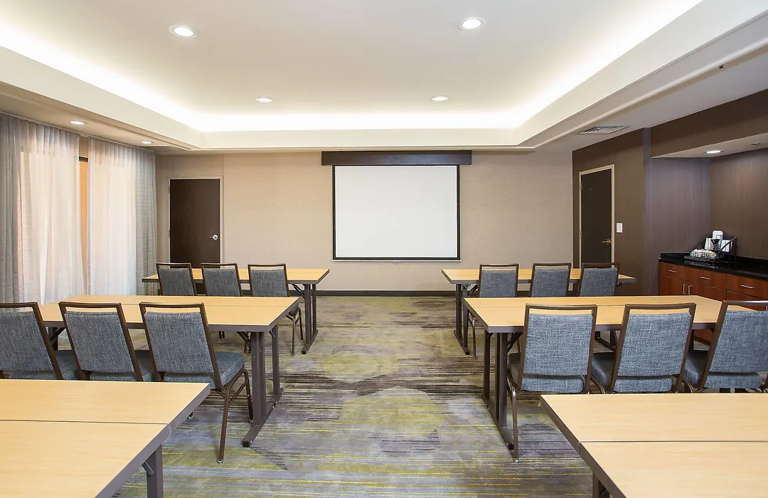 Courtyard By Marriott Boston Westborough-1
