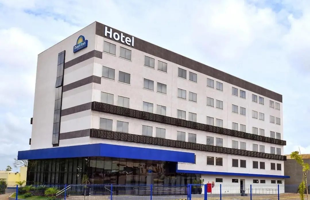 Days Inn By Wyndham Cascavel-1