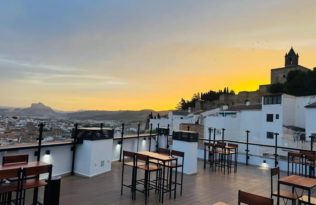 Hotel Apartamentos Antequera-1