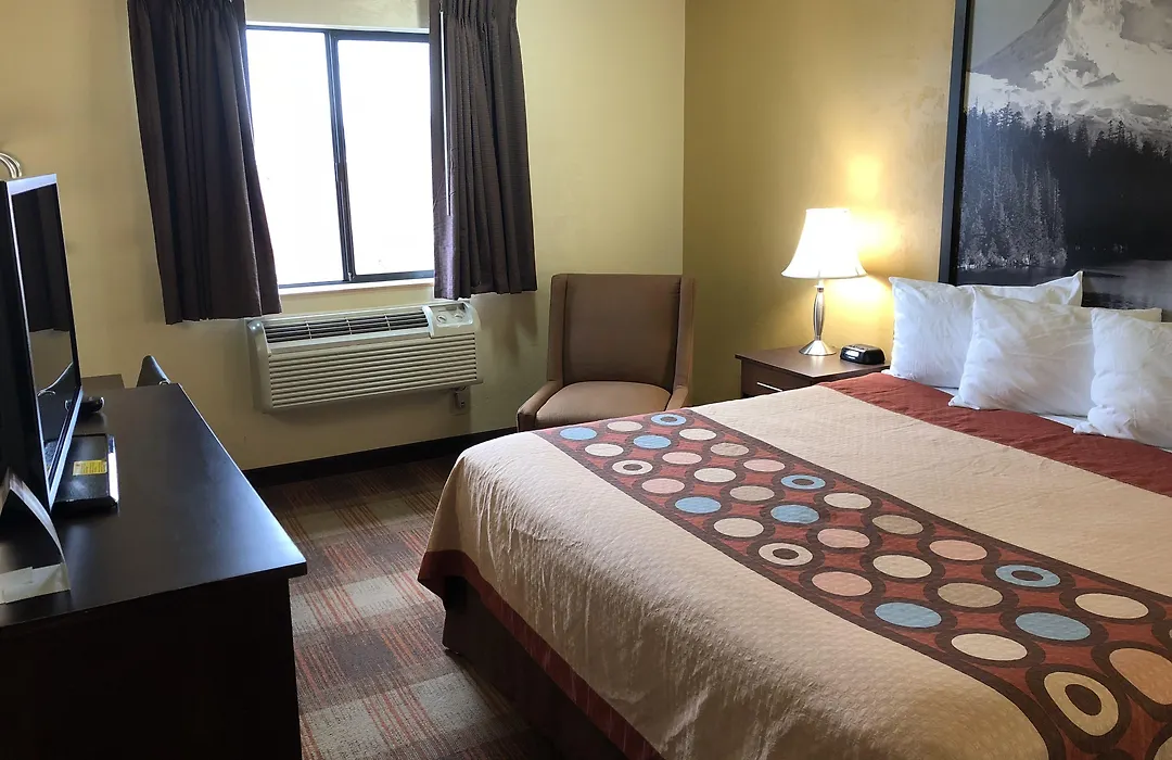 Super 8 By Wyndham Kennewick-1