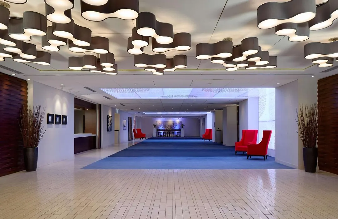 Doubletree By Hilton Montreal-1