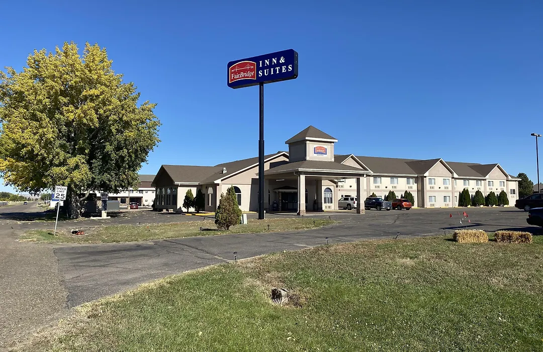 Fairbridge Inn & Suites Glendive-1