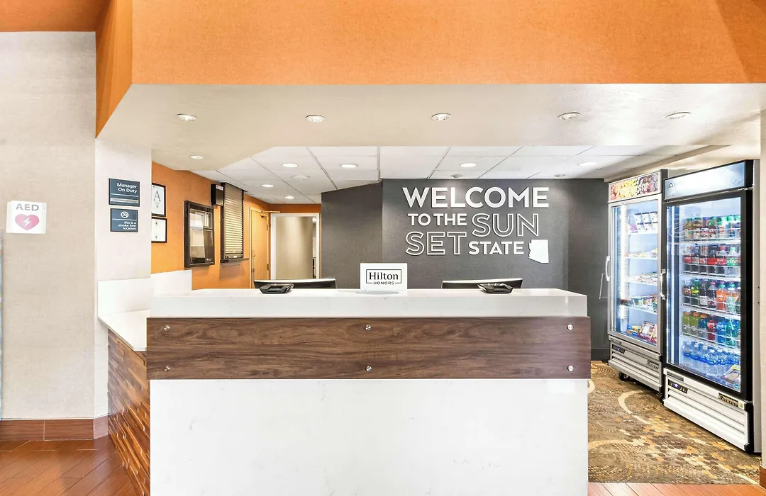 Hampton Inn & Suites Phoenix-Goodyear-1