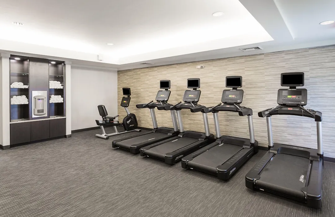 Courtyard By Marriott Rocky Mount-1