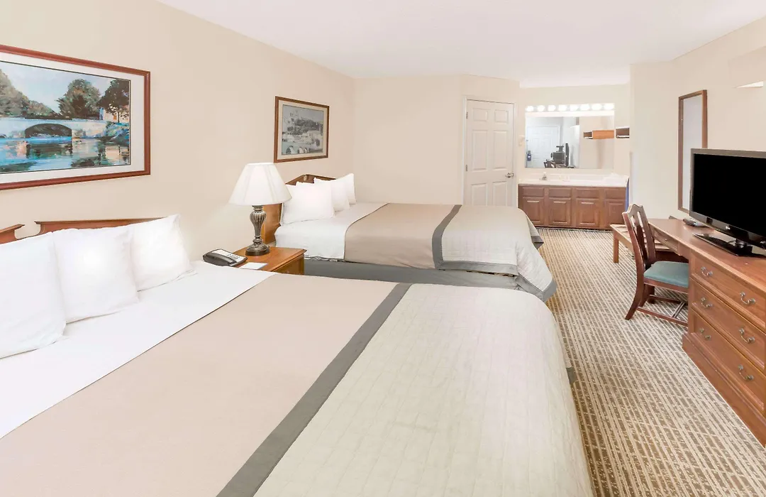 Baymont By Wyndham Grenada-1