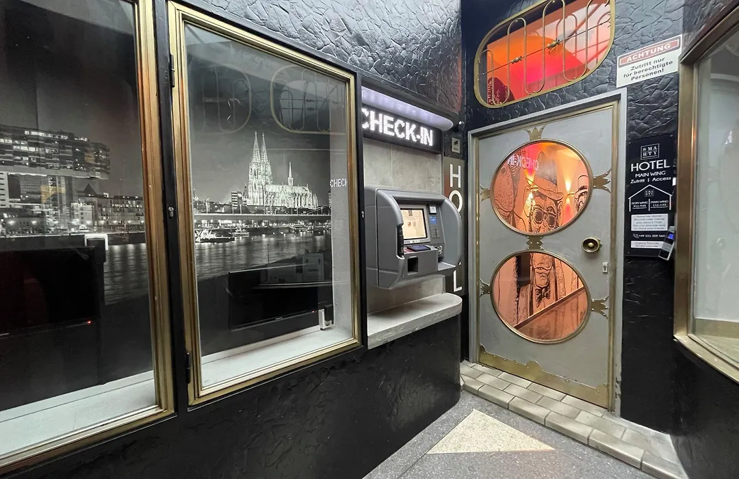 Smarty Cologne Dom Hotel - Boardinghouse - Kontaktloser Self Check-In-1