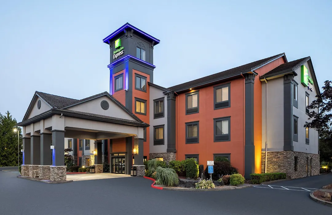 Holiday Inn Express Vancouver North By Ihg-1