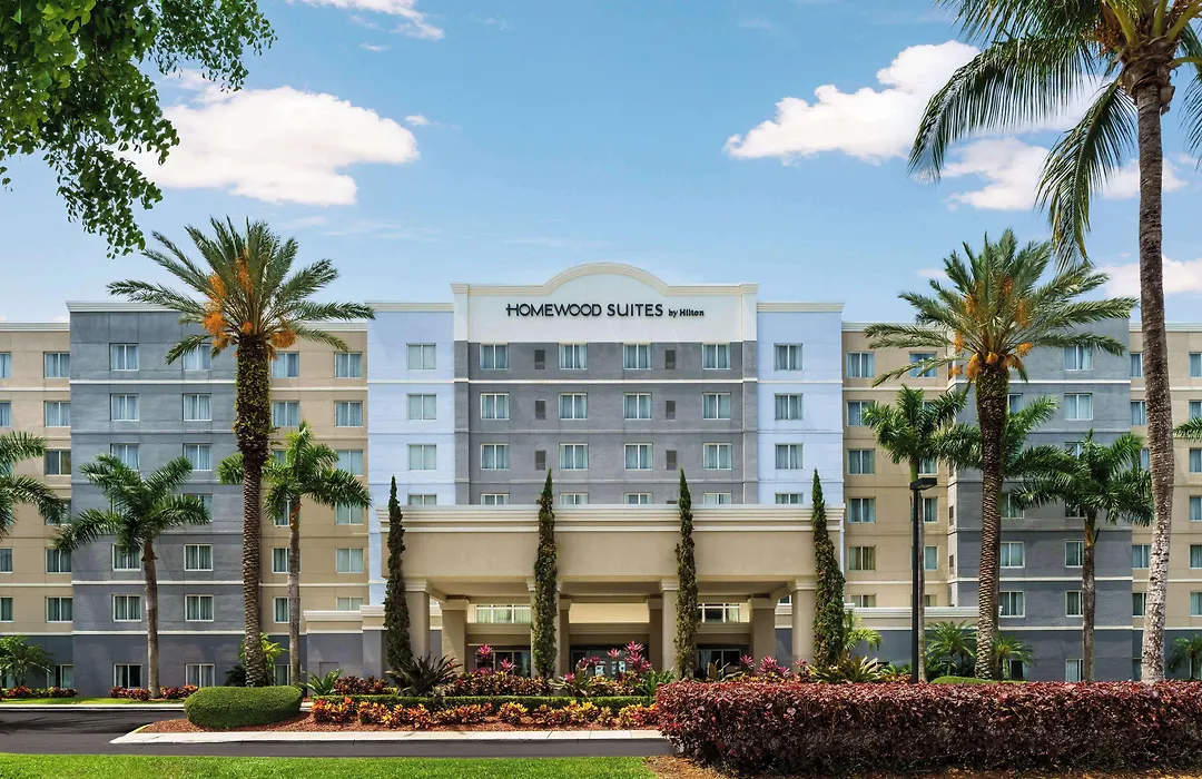 Homewood Suites Miami Airport/Blue Lagoon-1