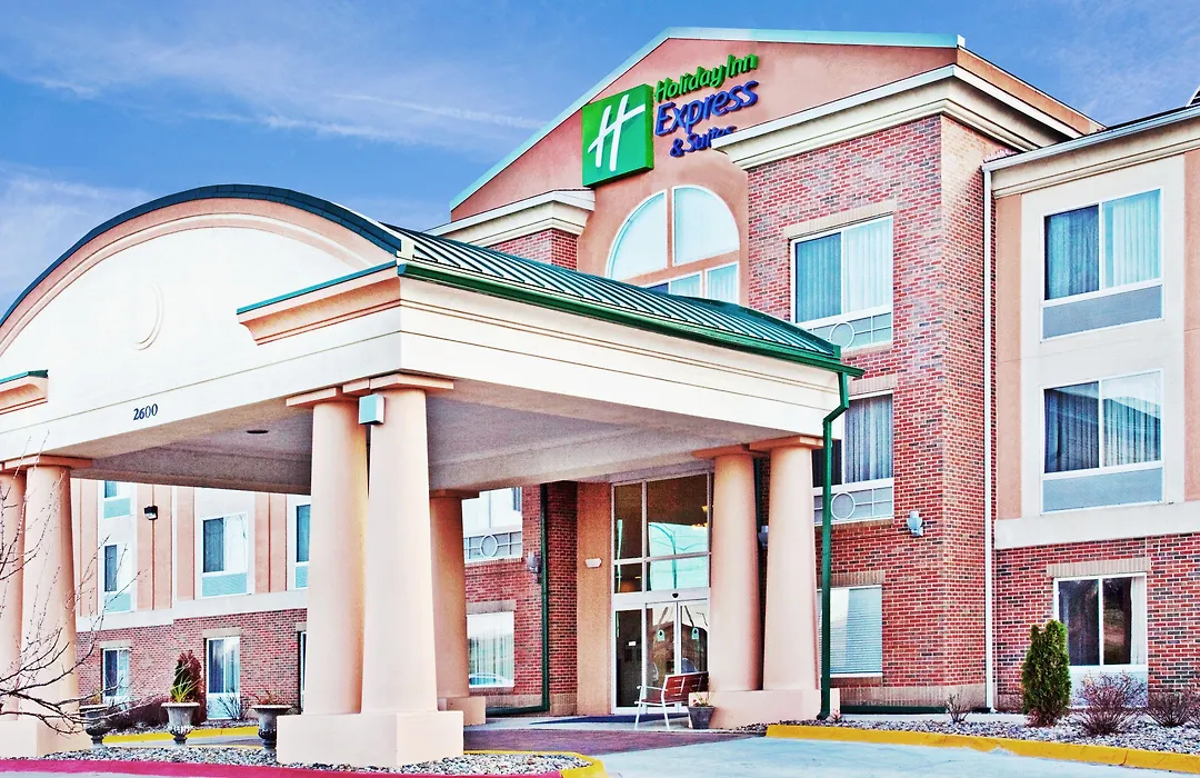 Holiday Inn Express Hotel & Suites Ames By Ihg-1