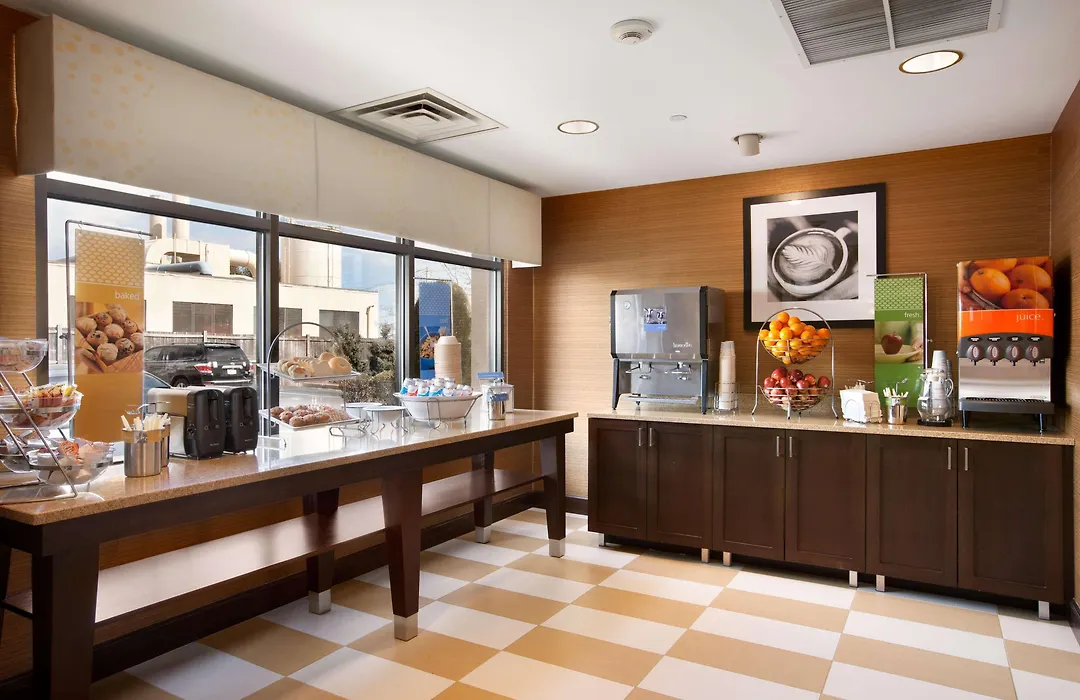 Hampton Inn Boston/Braintree-1