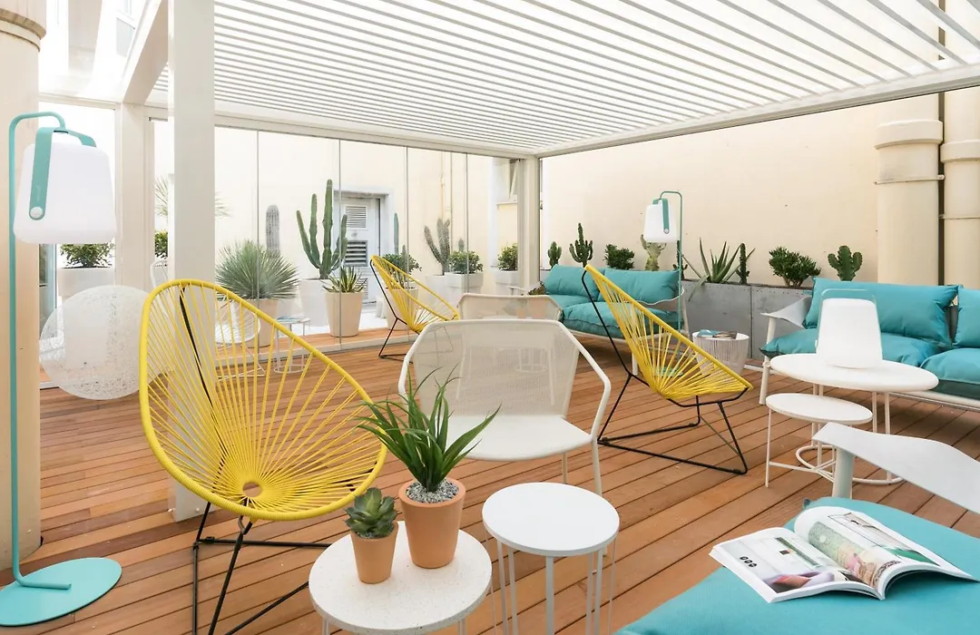 The Deck Hotel By Happyculture-1