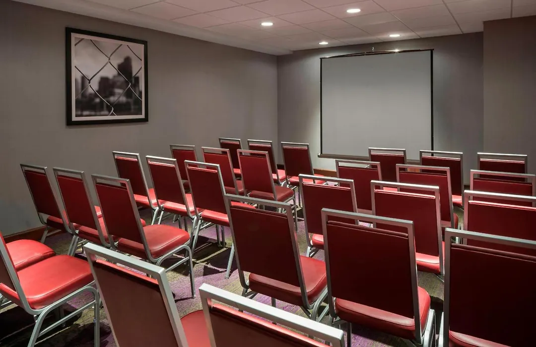 Four Points By Sheraton Boston Logan Airport Revere-1