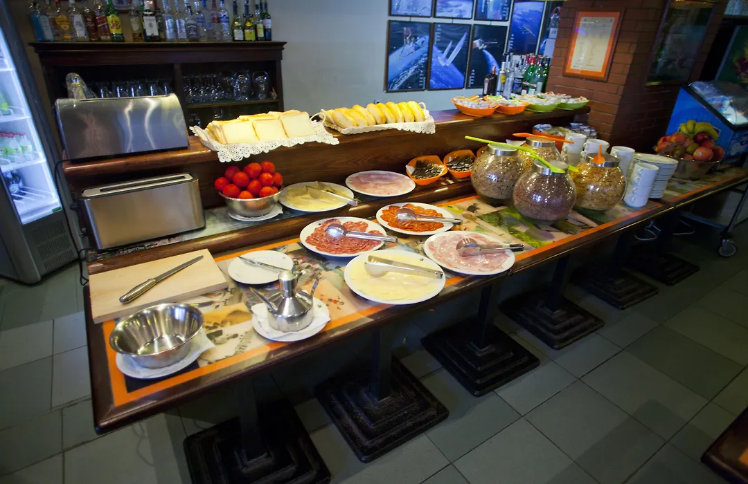 Hotel Subur-1
