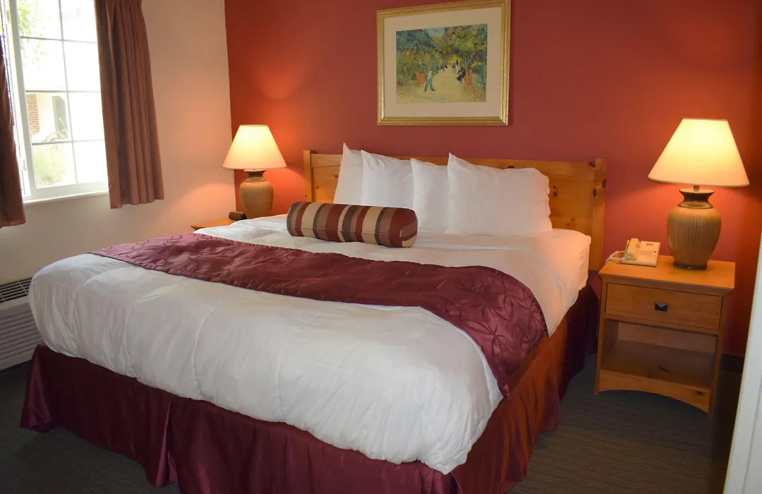 Baymont By Wyndham Wichita East-1
