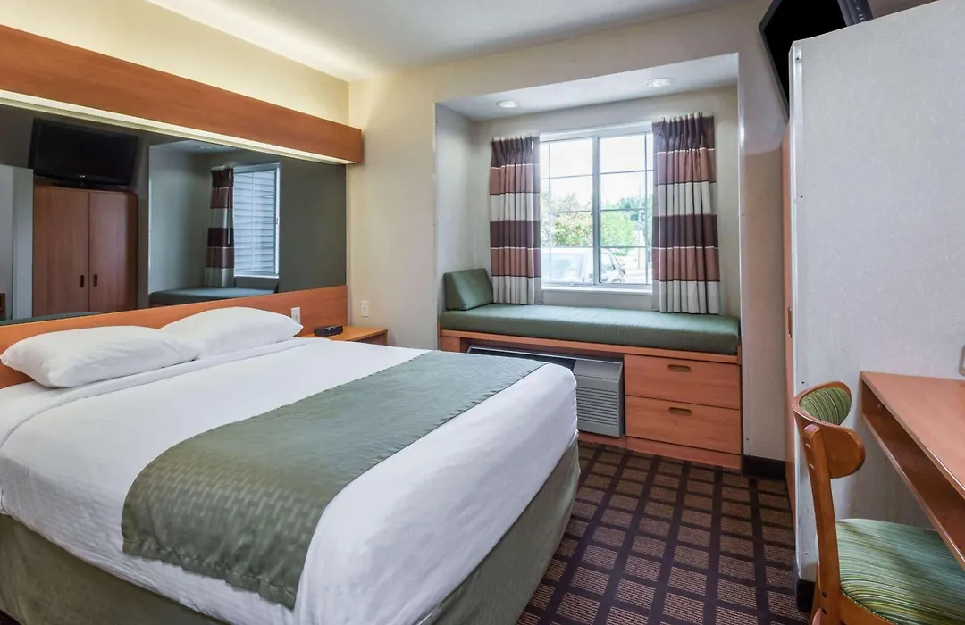 Microtel Inn & Suites By Wyndham Uncasville Casino Area-1