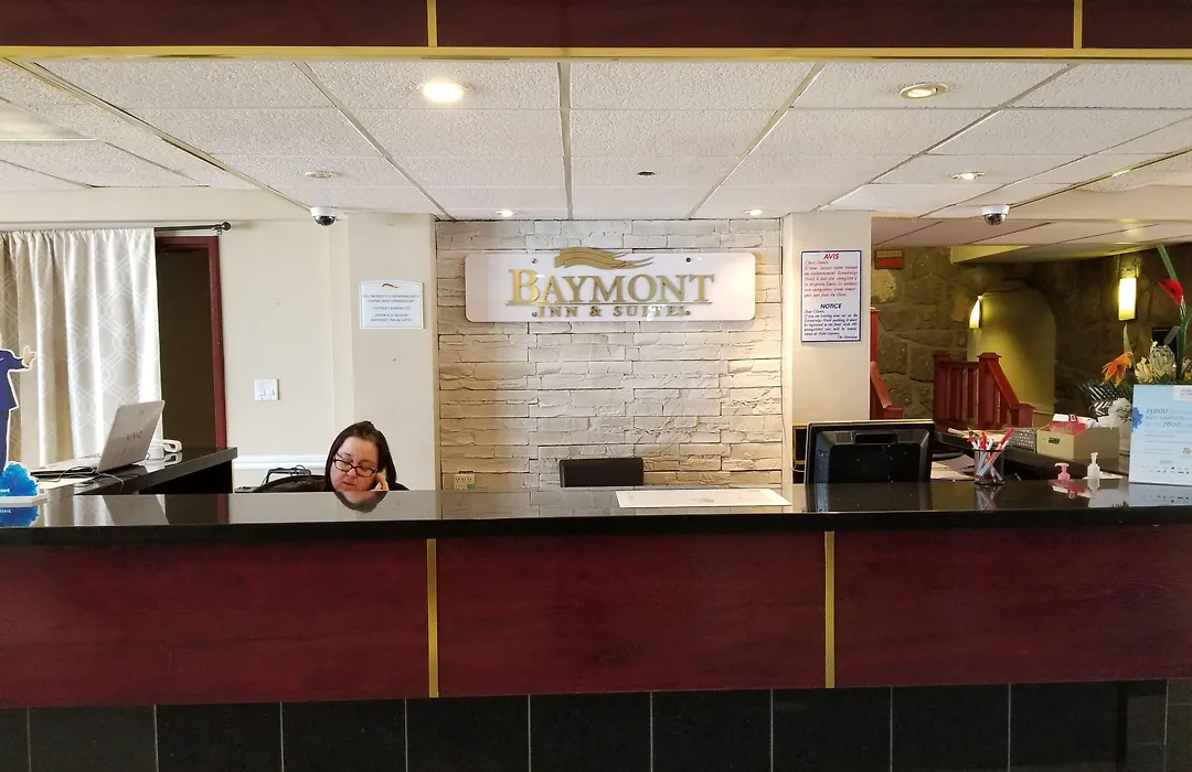 Baymont By Wyndham Montreal Airport-1