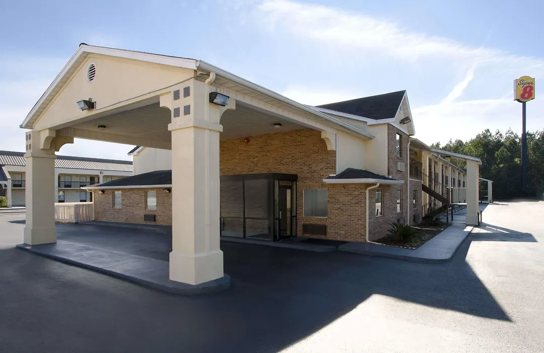 Super 8 By Wyndham Florence-1
