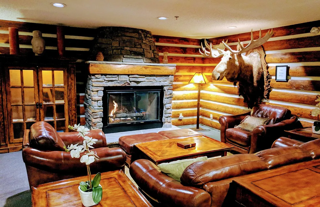 3 Peaks Lodge-1