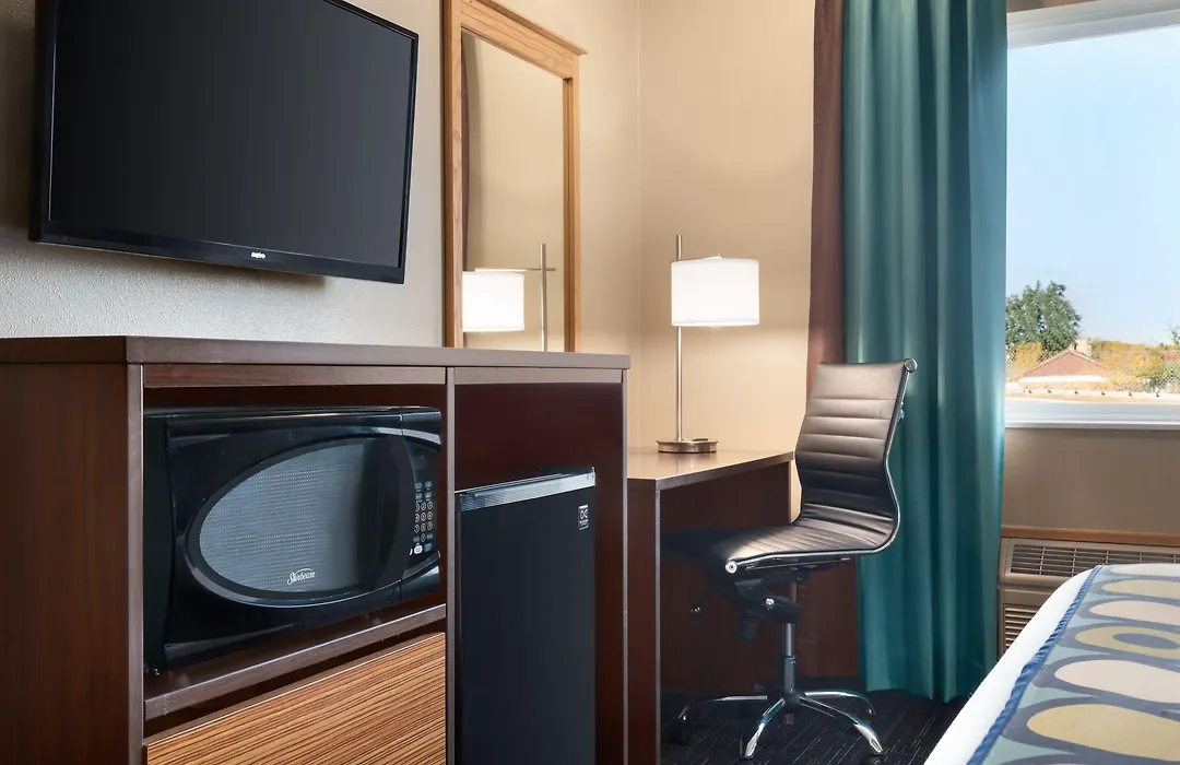 Super 8 By Wyndham Sioux Falls-1