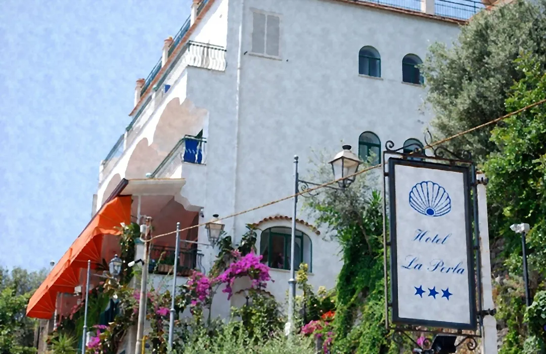 Hotel La Perla-1