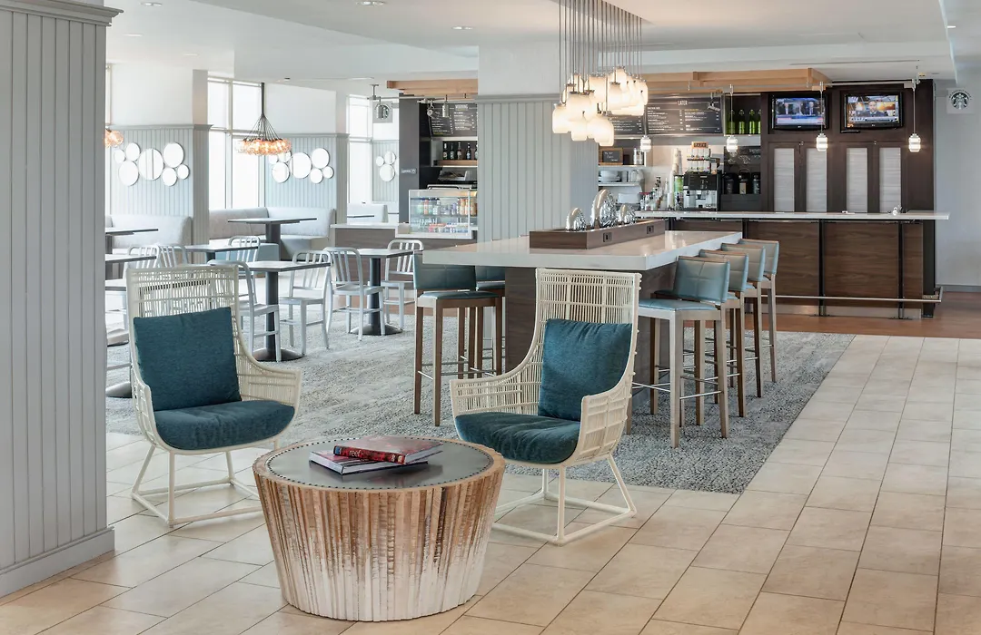 Courtyard By Marriott Virginia Beach Oceanfront North 37Th Street-1