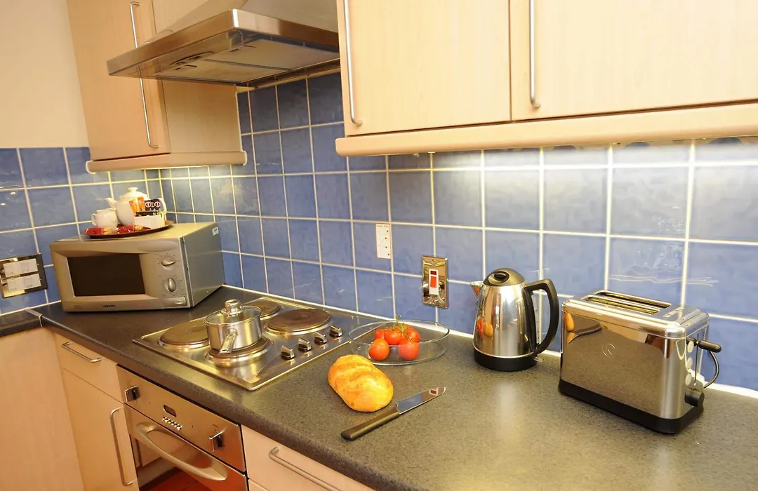Premier Suites Bristol Redcliffe-1