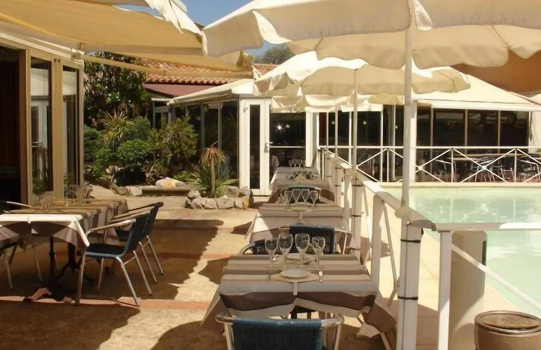 Hotel Le Phoebus Garden&Spa-1