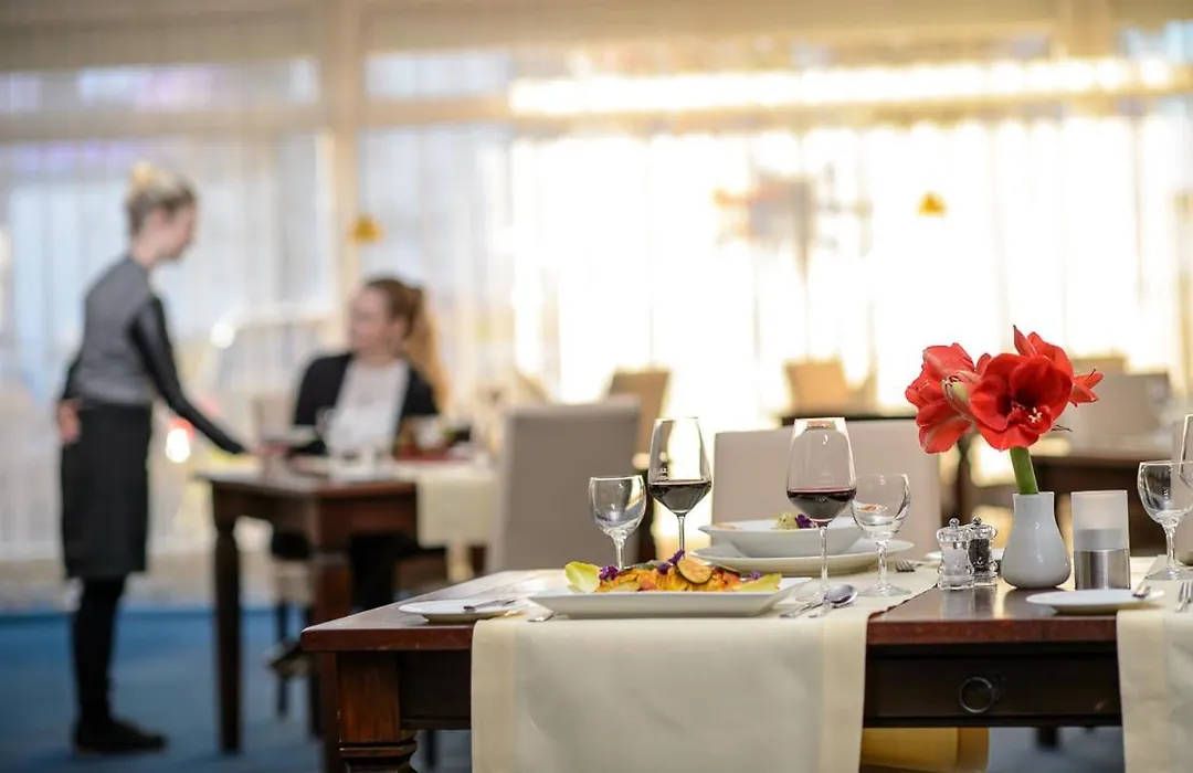Euro Park Hotel Hennef-1