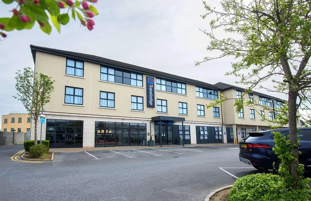 Travelodge Plus Galway-1