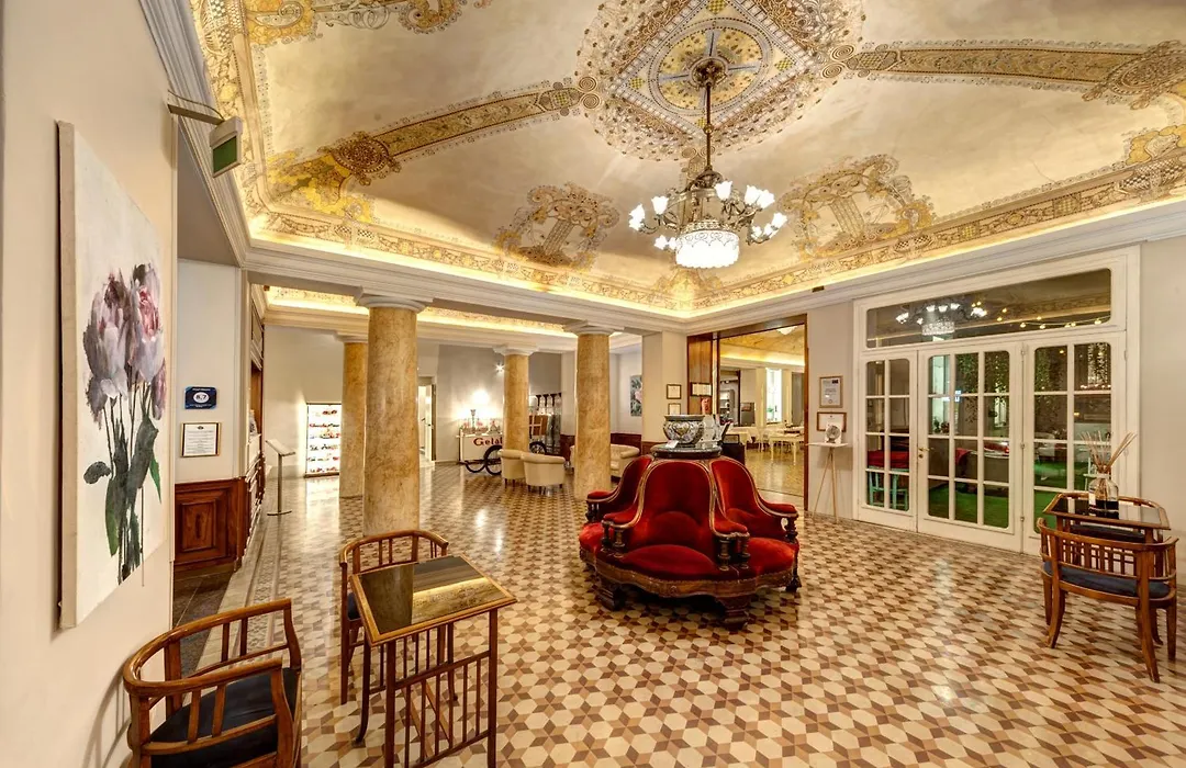 Hotel Vittoria-1