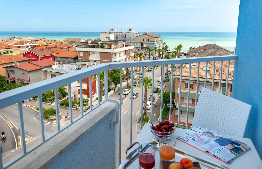 Hotel Mondial-1