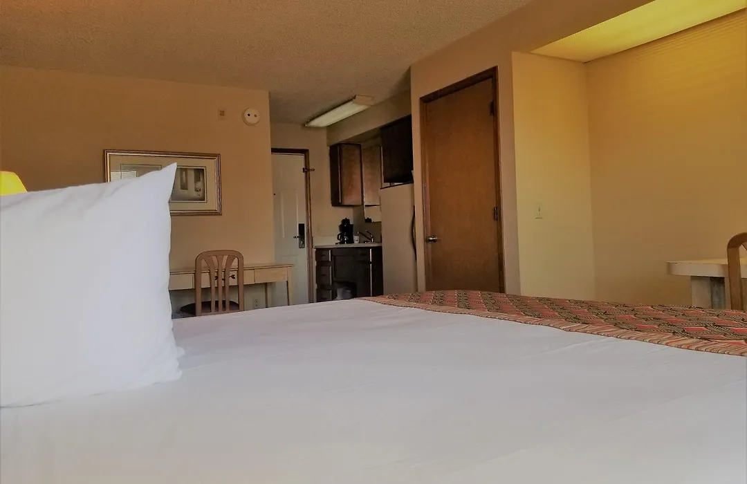 Hospitality Inn - Jacksonville-1