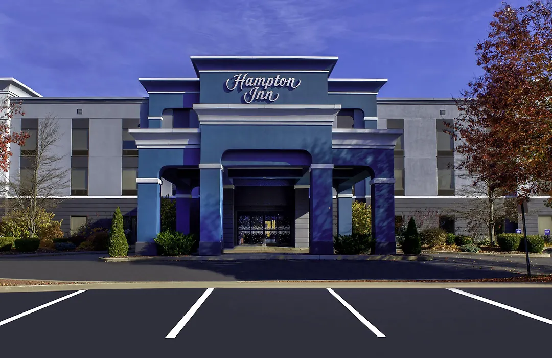 Hampton Inn Cortland-1