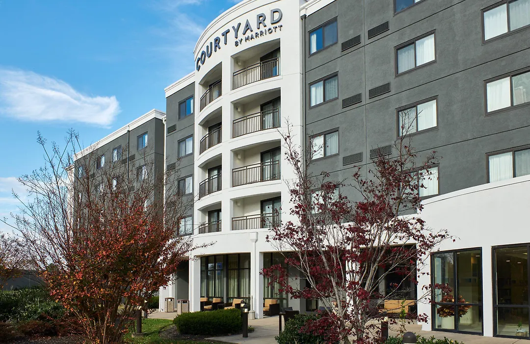 Courtyard Bristol-1