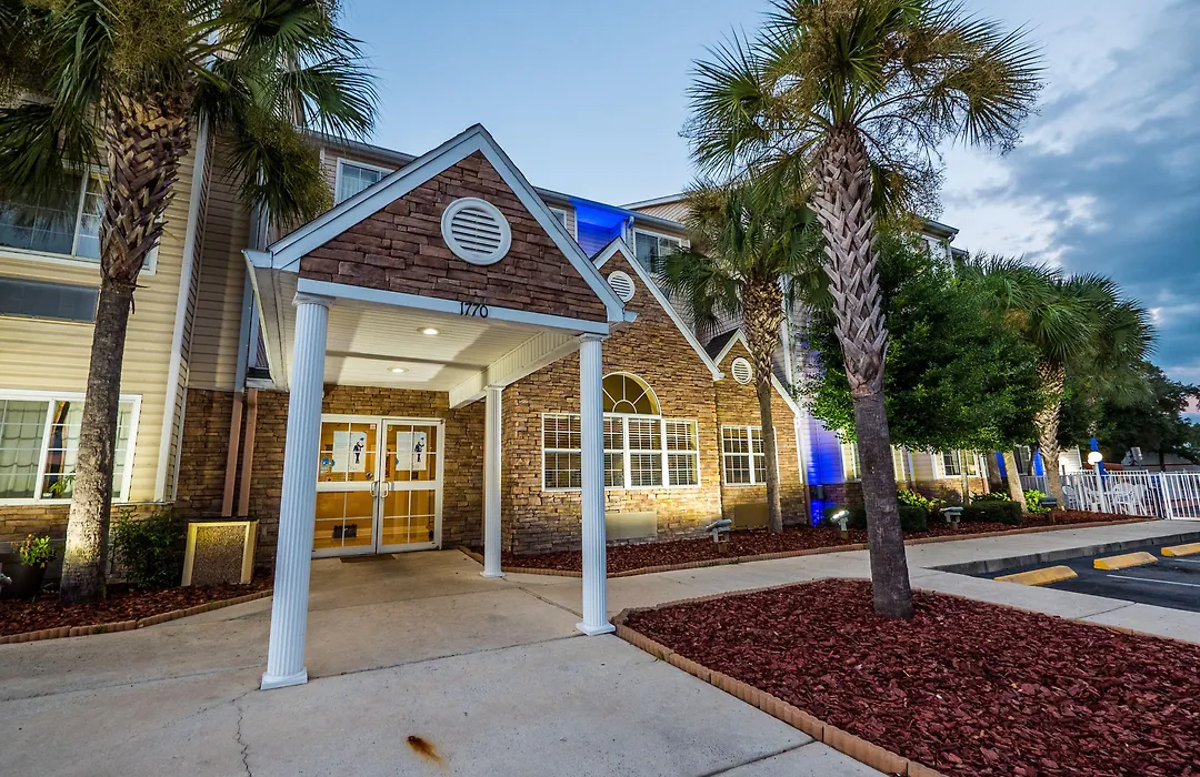 Microtel Inn And Suites Ocala-1