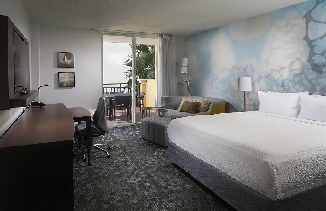 Courtyard Miami Dadeland-1