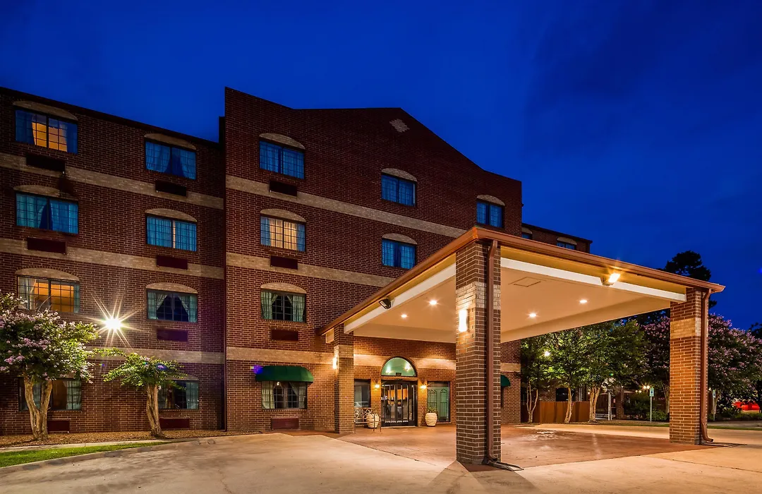 Best Western Plus The Woodlands-1