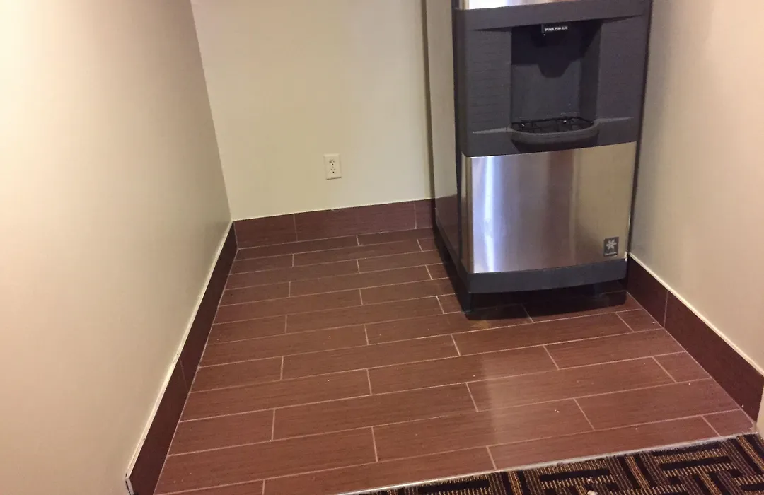 Super 8 By Wyndham Allentown-1