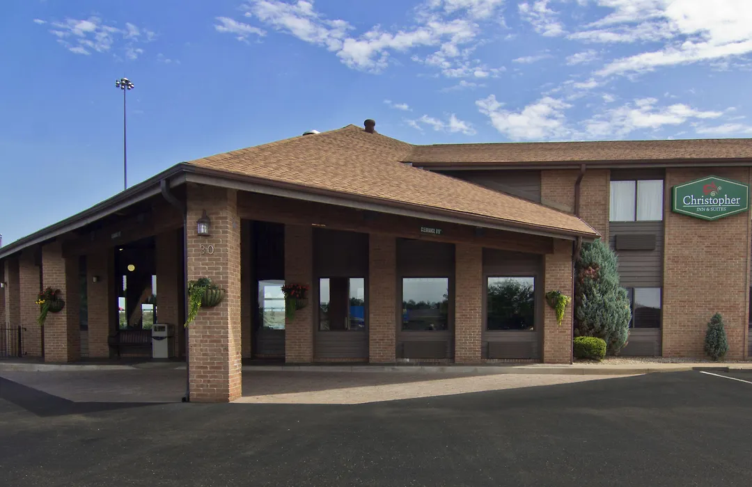 Christopher Inn And Suites-1