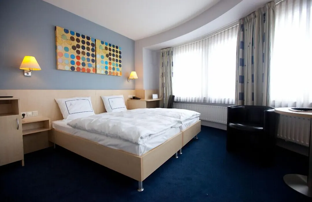 Hotel Empire-1